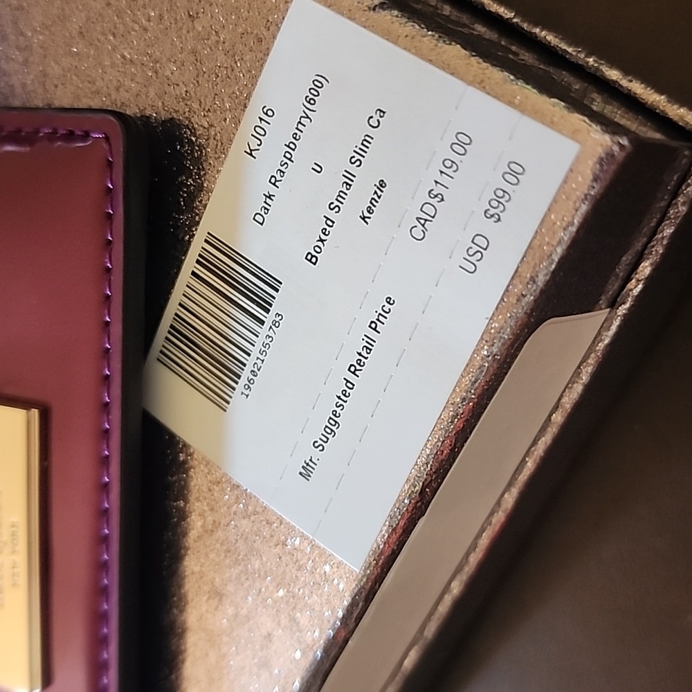 Nib Kate Spade Raspberry Card Holder New - Picture 4 of 4